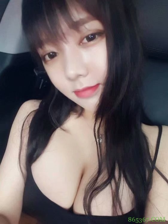 韩国超胸清纯唯美正妹 童颜巨乳美女宽衣露胸