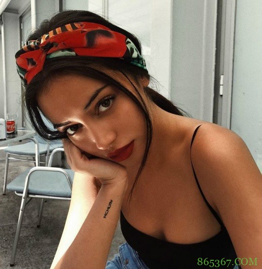 辣模Cindy Kimberly 性感丰腴双唇诱人