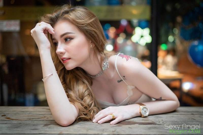 性感混血模特儿Jessie Vard 比基尼泳装照令人鼻血直流