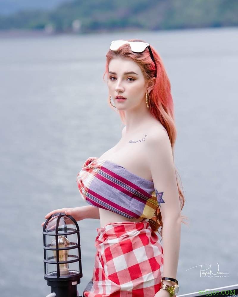 性感混血模特儿Jessie Vard 比基尼泳装照令人鼻血直流