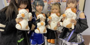 【大发娱乐】引退后转行当偶像⋯她却因为伙伴和粉丝乱来丢了工作！