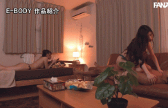 【大发娱乐】響蓮(响莲)、設楽ゆうひ(设乐夕日)共演作品EBWH-090发布！跨片商梦之共演！两大身材强者抢一根棒子狂摇一整天！