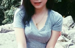 【大发娱乐】老師好兇！甜美小學老師有「奇特癖好」！喜歡「玩弄大蛇」好反差…