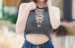 【大发娱乐】視覺爆炸了！爆乳醫師袍掛聽診器看起來超邪惡，私底下的綁帶背心讓長輩看起來更巨大！