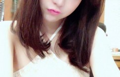 【大发娱乐】超白皙！「台灣火辣正妹」氣質外型太誘人啦！滿滿的「低胸視角」讓人不要不要…