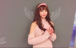 【大发娱乐】好想當老闆！超甜美「爆乳俏秘書」出沒！白襯衫中「美乳現形」事業線好誘人！