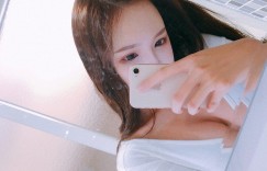 【大发娱乐】「氣質直播主」清新氣質讓網友都戀愛！鏡頭前低胸爆乳無極限！