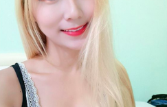 【大发娱乐】一指遮點！「雪白巨乳妹」尺度全開！ig點開大片肉色洗眼睛啦～