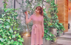 【大发娱乐】起床就來張性感美乳照！火辣妹子「飽滿美乳外露」，乳量讓人好驚喜喔！