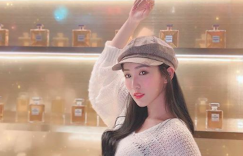 【大发娱乐】44萬粉絲甜美校花「張楚珊」畢業後還是正！海邊秀出「火辣比基尼」發育良好～