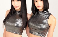 【大发娱乐】日系童顏巨乳DJ「Mel」巨球刷盤嗨翻全場！正面露出「北半球形狀」咚吱咚吱甩不停