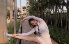 【大发娱乐】大奶彼拉提斯教練「曲線爆兇」，沈重乳量等級太高了！