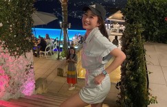 【大发娱乐】航空小天菜！氣質空姐「Chloe」甜美笑容太迷人，泡湯更曬出完美大浮標！