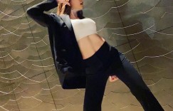 【大发娱乐】高顏值啦啦隊正妹「性感曲線超優」，甜美笑容讓人瞬間戀愛！