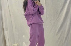 【大发娱乐】韓國「校服女神」制服帶有小心機，「性感的腿部線條」超撩人！