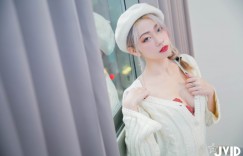 【大发娱乐】用情色寫真表達自我！D 乳模特 Verna 專拍大尺度 表情、身材都辣度破表