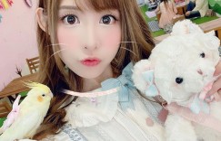 【大发娱乐】正妹「芷玄」童顏美乳曲線超讚，「E罩杯深溝」超有誘惑力！