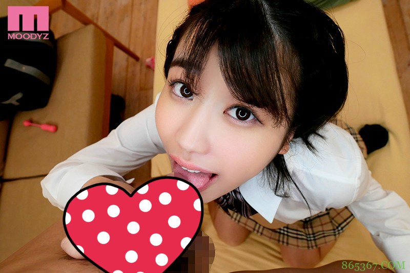MIFD-124 ：女大学生成宫恵梨香玩遍乳交、口交、3P和颜射！