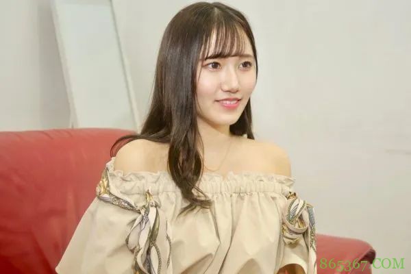 美女神斋藤亚美里 追星小仓由菜进入业界