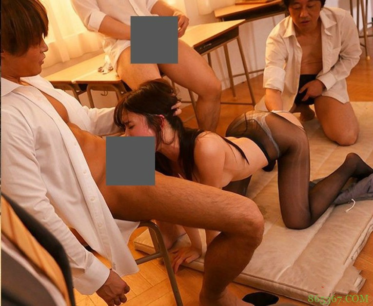 SSNI-559: 性爱天才,新任女教师「坂道みる（坂道美琉）」在男友面前被学生硬上！