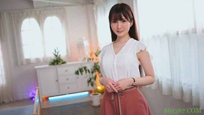 艺人里奈央JUFE-340 美女主播进业界积累经验