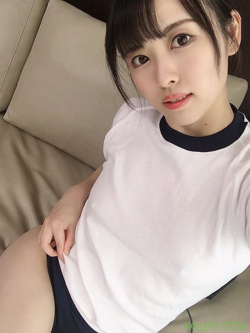 28岁D罩杯白嫩美女“爱泽灯里(爱沢あかり)”AV出道！