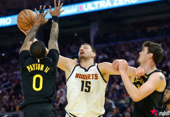 迈博体育 约基奇空砍35+20+12 勇士3人得分20+击败掘金