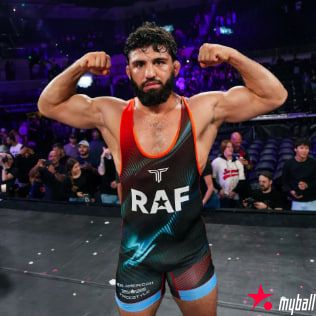 达纳点名表扬察鲁基扬：很喜欢他的表现，但还需控制节奏，大发体育助力你的致富之路！