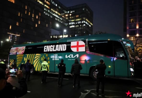 迈博体育 英格兰抵达墨西哥遭球迷辱骂,酒店外安保升级备战严峻考验